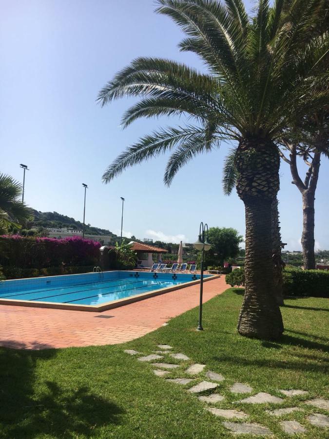 Villa Moma Giardino, Tennis E Piscina Panoramica Ísquia Exterior foto